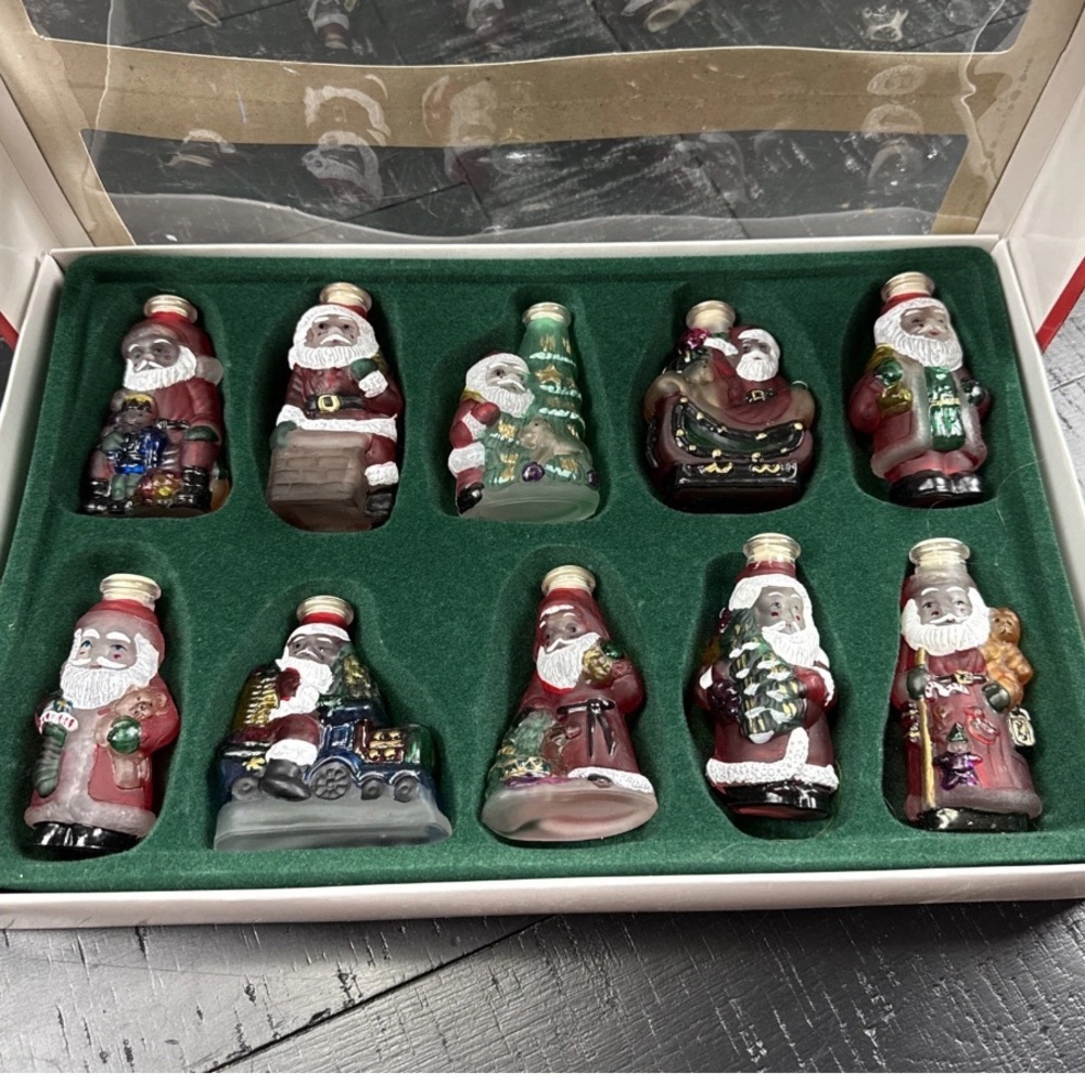 Vintage Old World Christmas Decor Santa Light Up Covers Lot Of 10 St Nick Lights